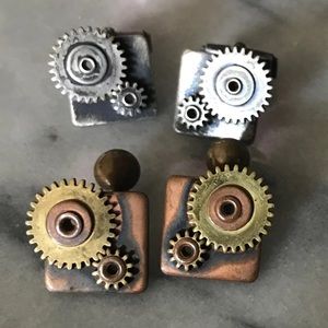 Signed Rebajes Famous Gear Cufflinks !